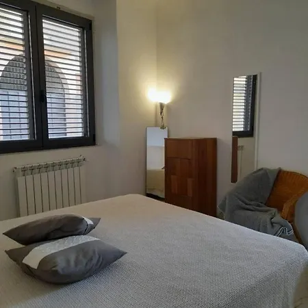 Moderno Ed Elegante Con Veranda Panoramica Privata Willa